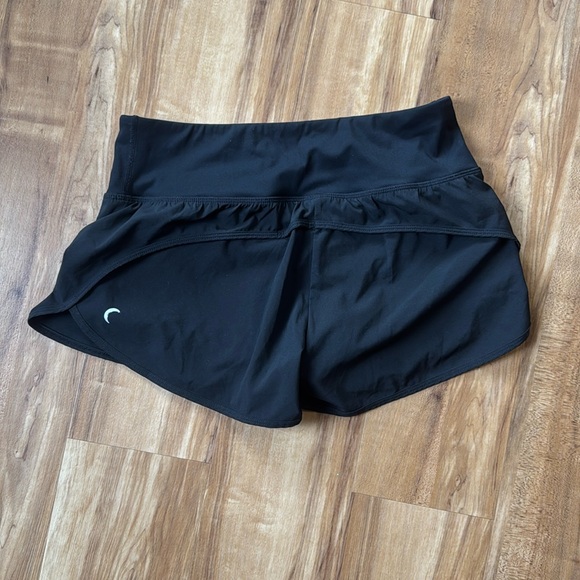 Zyia shorts size small. - Picture 3 of 4